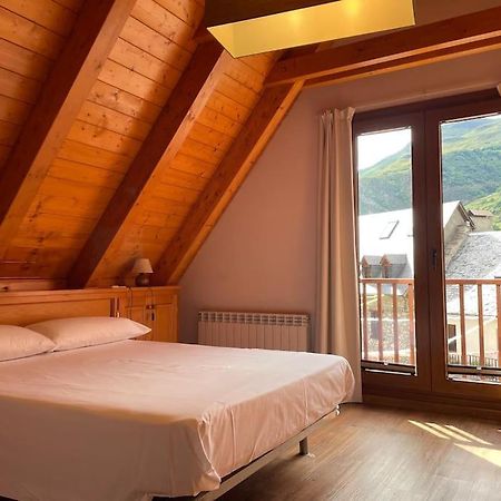 Вилла Casa En El Corazon De Артиес Экстерьер фото